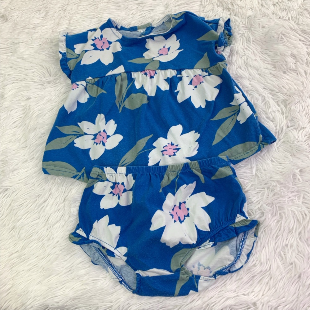 Carter's Blue Floral top and bloomer matching Set ruffle details cut out back